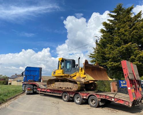 KOMATSU D61 WON BY A BIDDER IN THE UK