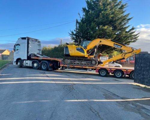 JCB JS130 WON BY A BIDDER IN THE UK