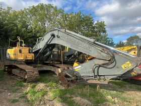 Image of a used Volvo EC290CL